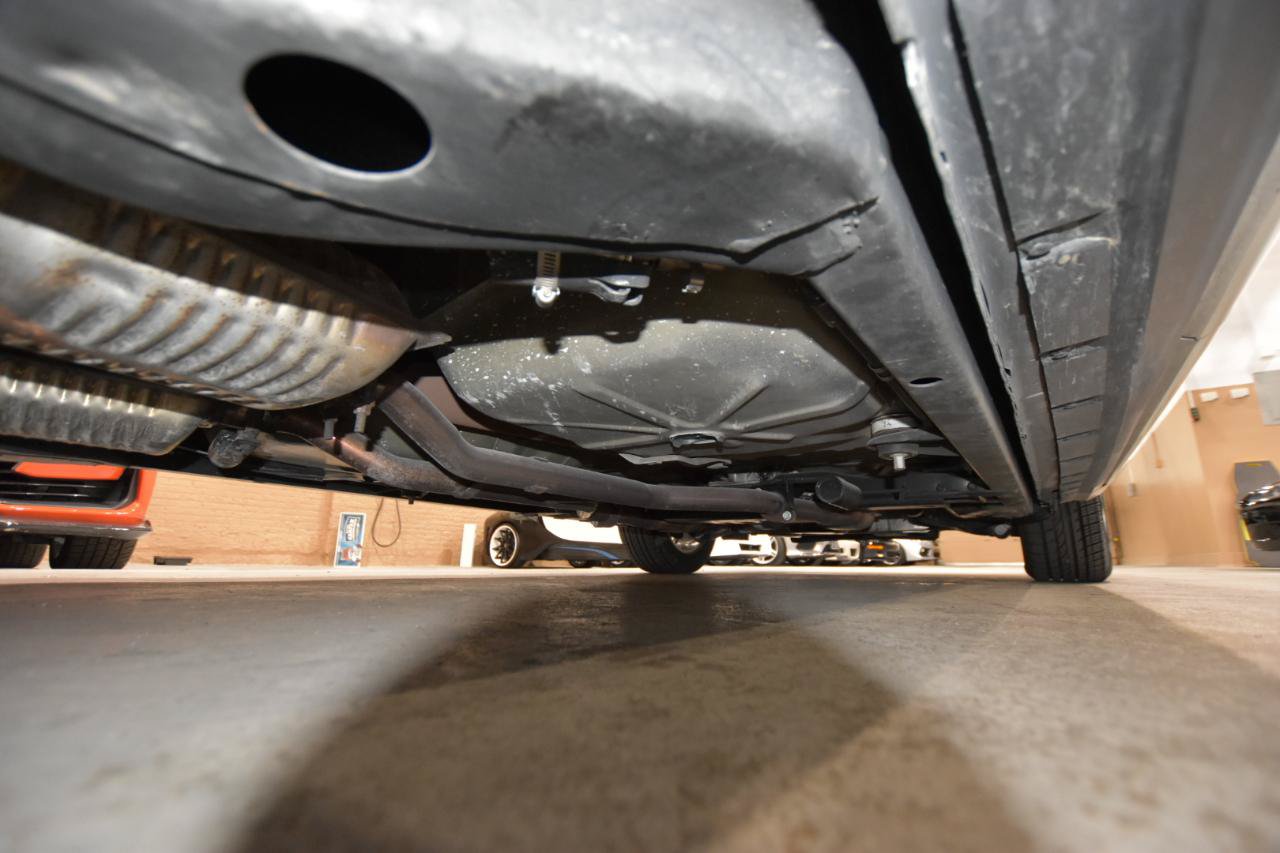 Used 2006 Lincoln Town Car Signature RWD image 46