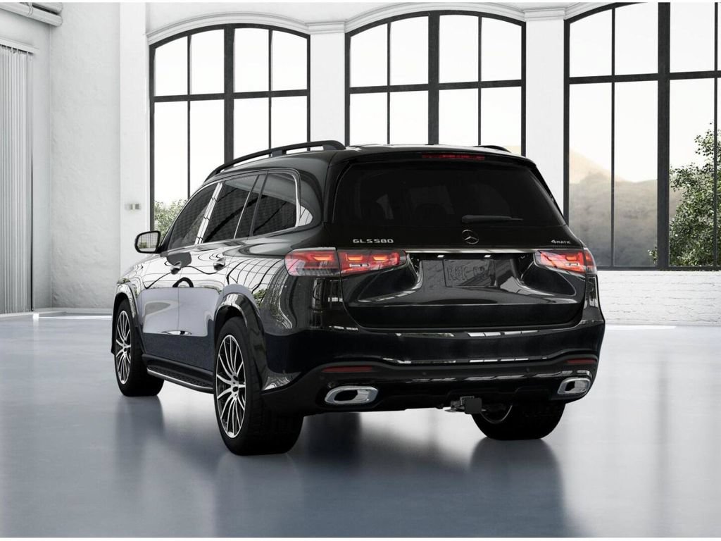 Used 2025 Mercedes-Benz GLS 580 4MATIC image 27