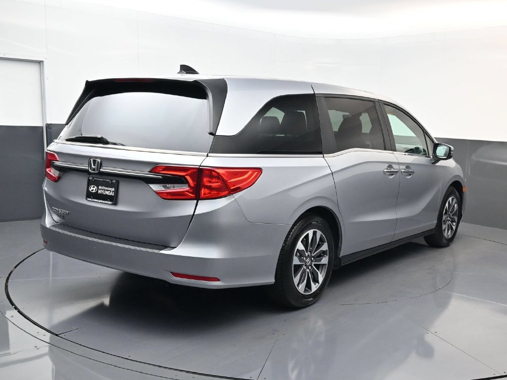 Used 2024 Honda Odyssey EX-L image 3