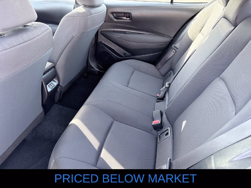 Used 2025 Toyota Corolla LE FWD image 7