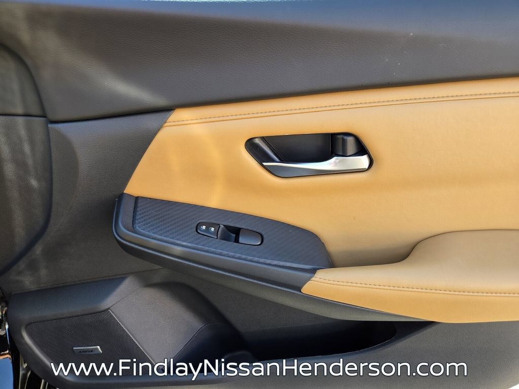 Used 2025 Nissan Sentra SV w/ SV Premium Package FWD image 19