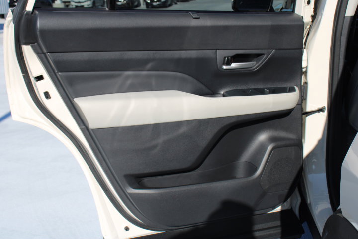 Certified 2024 Toyota Grand Highlander XLE image 13