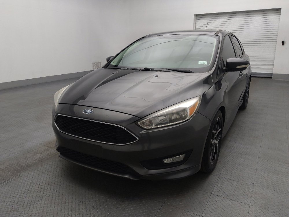 Used 2016 Ford Focus SE w/ SE Sport Package image 15