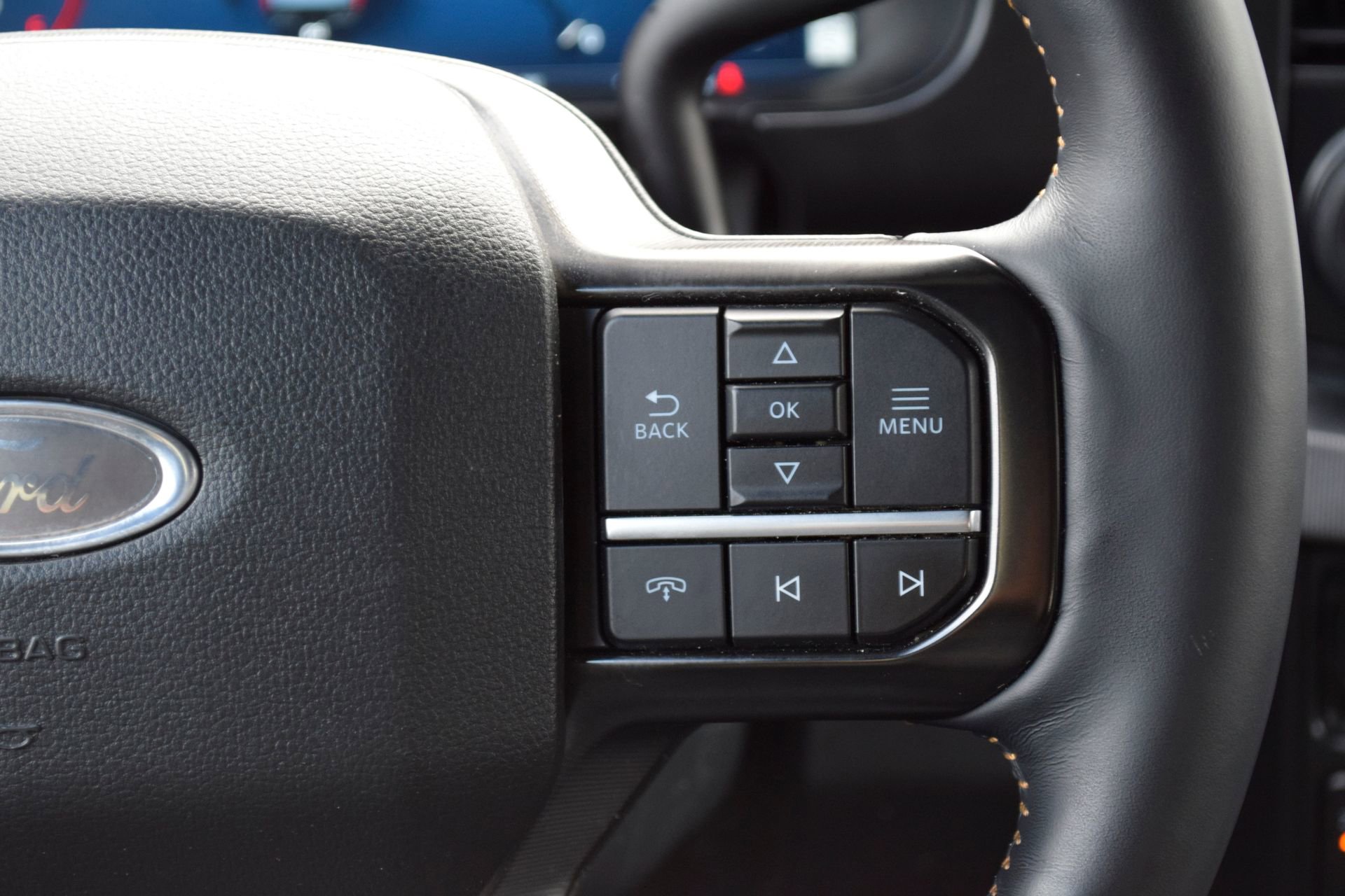 Used 2024 Ford F250 Platinum AWD/4WD image 10