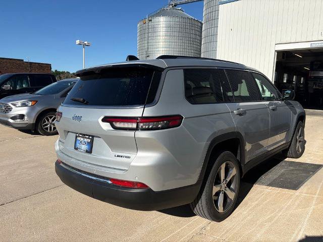 Used 2022 Jeep Grand Cherokee L Limited w/ Luxury Tech Group II AWD/4WD image 3