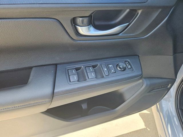 Used 2025 Honda CR-V LX image 14