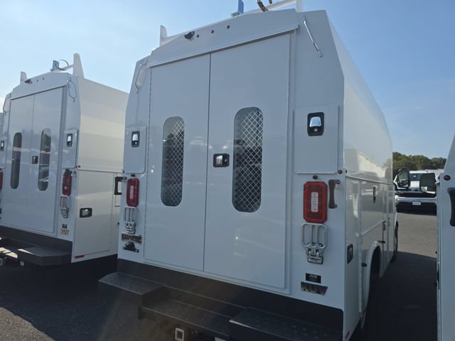 New 2026 Chevrolet Express 3500 w/ Power Convenience Package RWD image 6