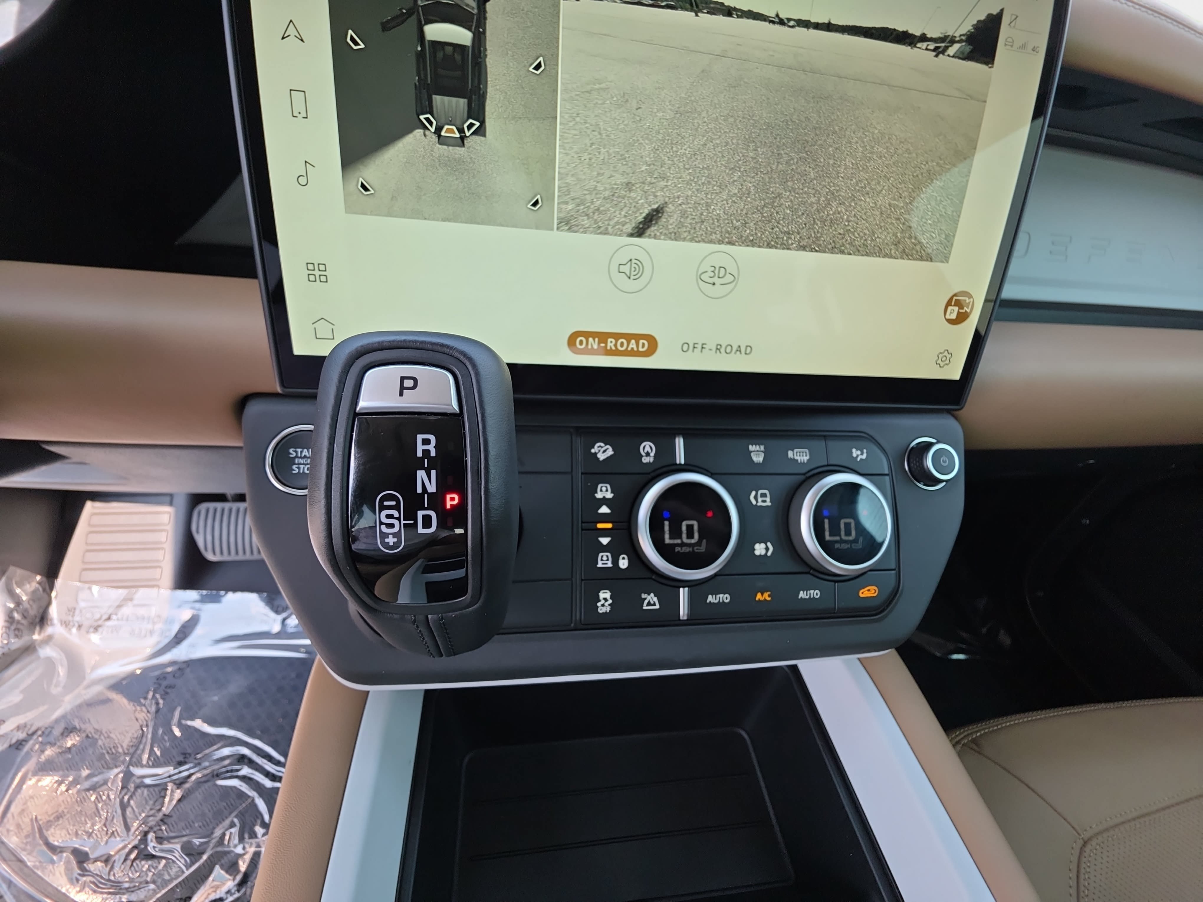 Used 2026 Land Rover Defender 110 S AWD/4WD image 24
