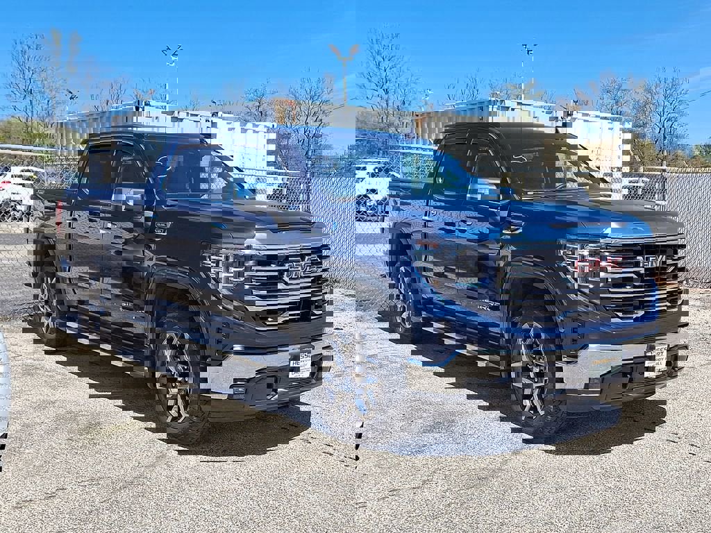 Used 2023 GMC Sierra 1500 SLT w/ SLT Premium Package image 6