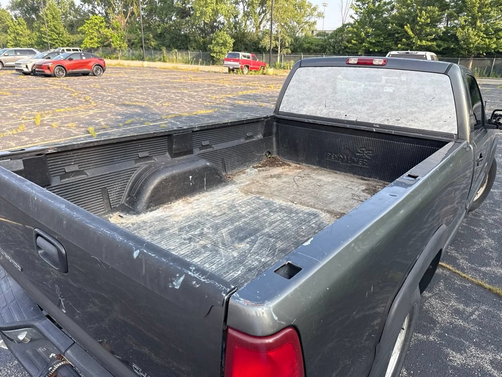 Used 2000 Chevrolet Silverado 1500 LS RWD image 14
