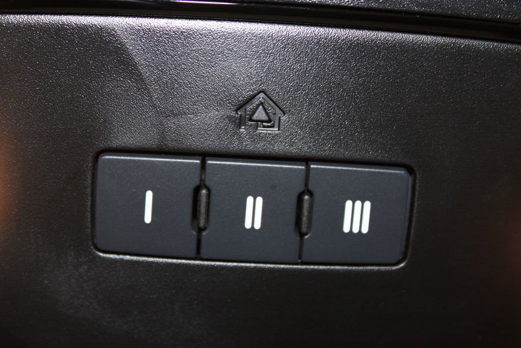 Used 2024 Dodge Durango GT image 31