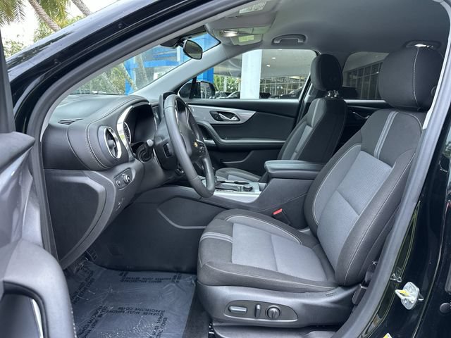 Used 2025 Chevrolet Blazer LT FWD image 30