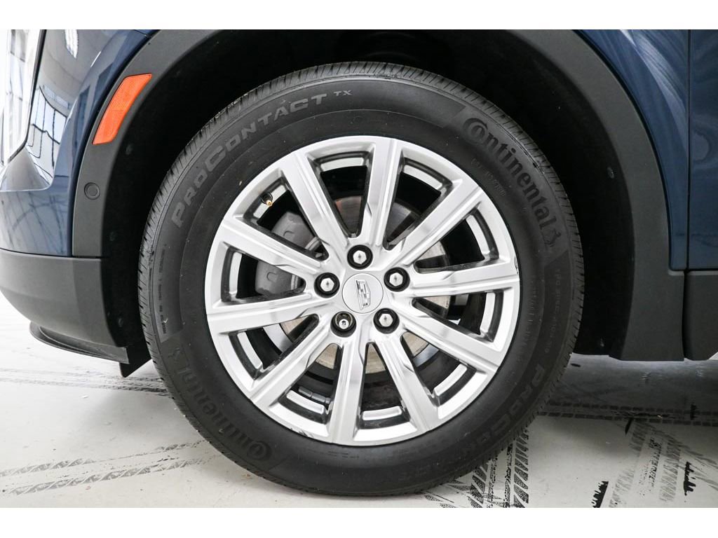 Certified 2022 Cadillac XT4 Premium Luxury w/ Enhanced Visibility Package AWD/4WD image 24