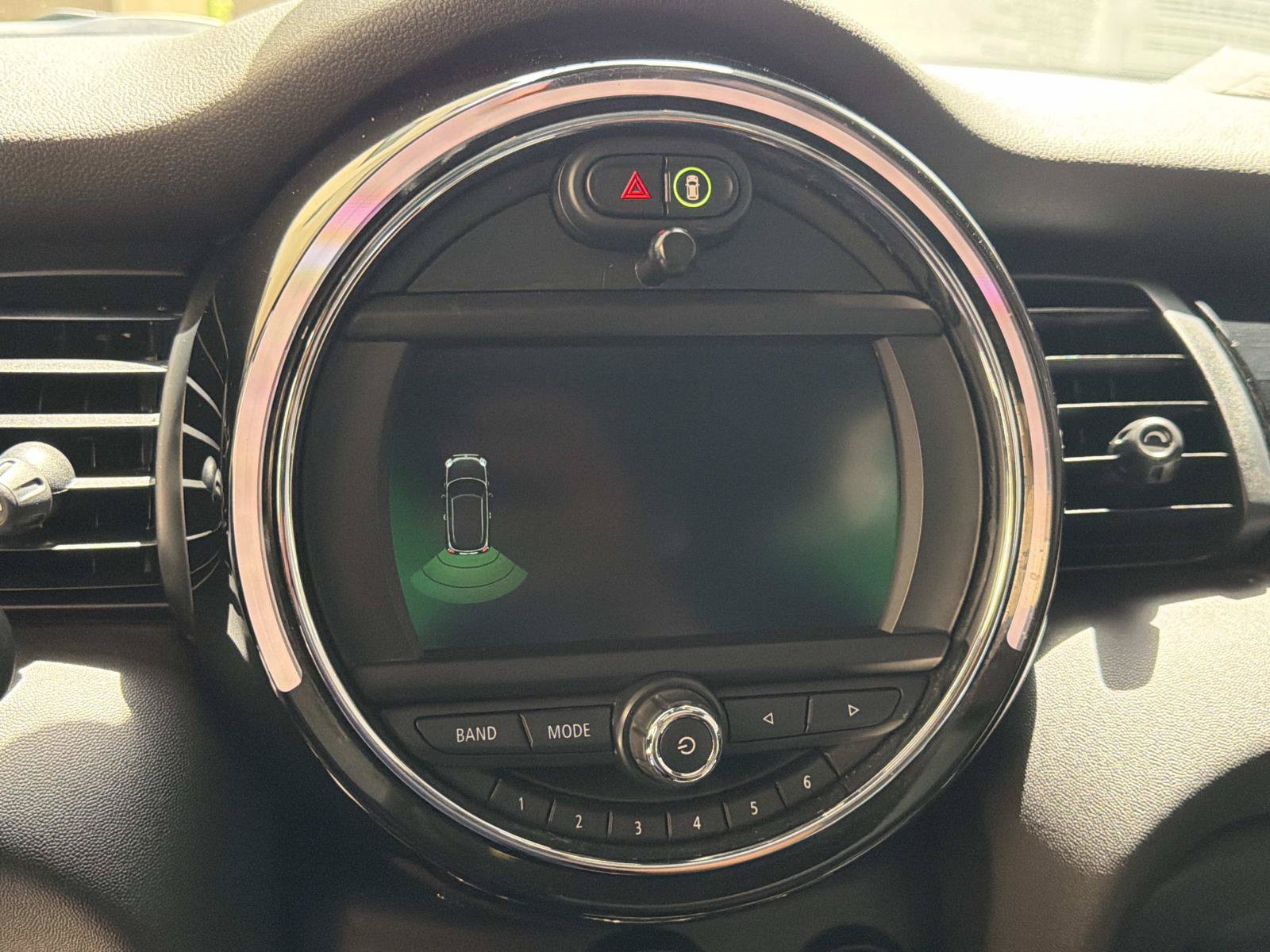 Used 2019 MINI Cooper S w/ Signature Upholstery Package FWD image 21