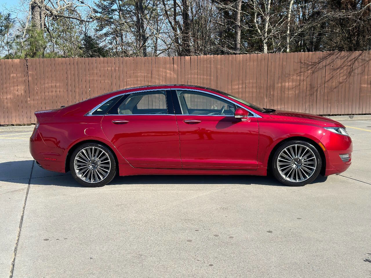 Used 2015 Lincoln MKZ Base 4dr Sedan w/ Equipment Group 202A Reserve image 11