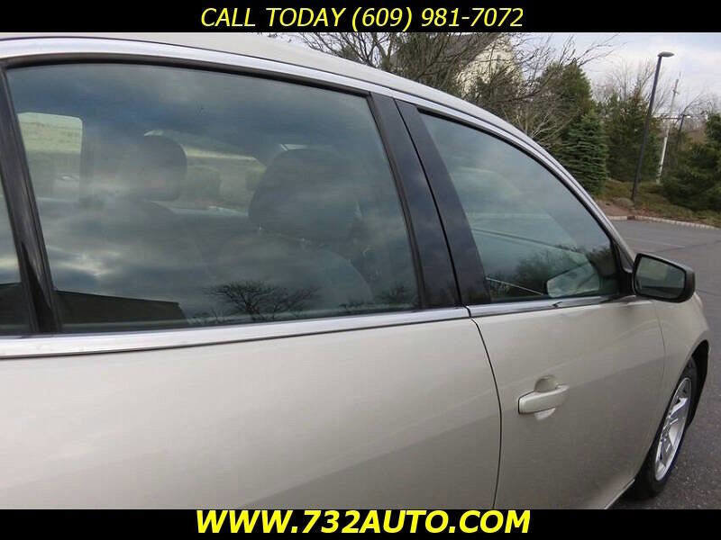 Used 2015 Chevrolet Malibu LS FWD image 18