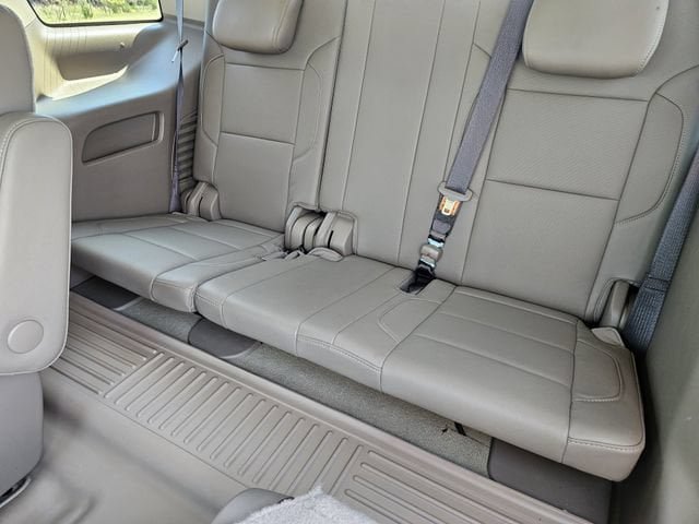 Used 2018 GMC Yukon SLT w/ Open Road Package AWD/4WD image 33