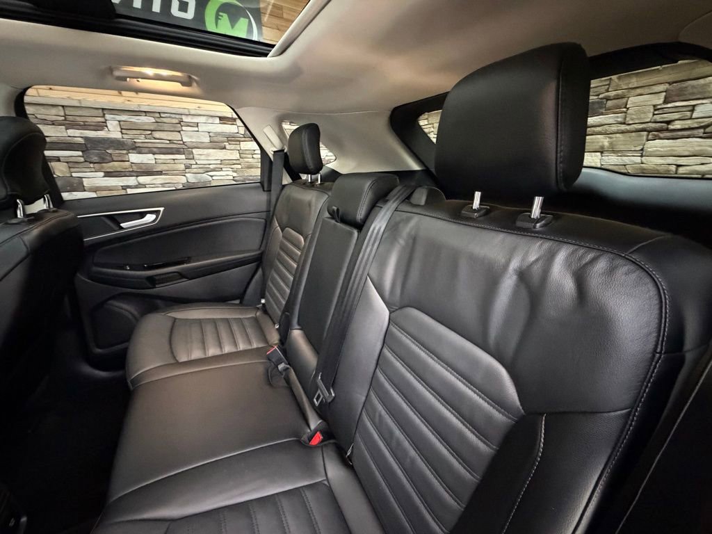Used 2018 Ford Edge SEL w/ Equipment Group 201A image 30