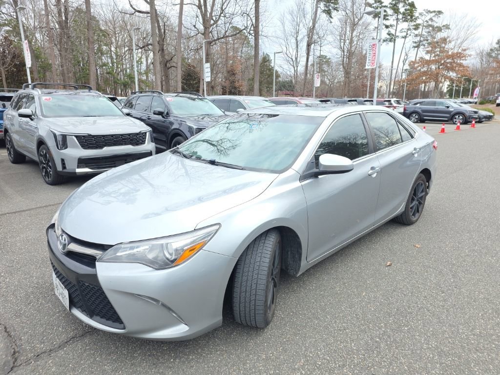 Used 2017 Toyota Camry SE