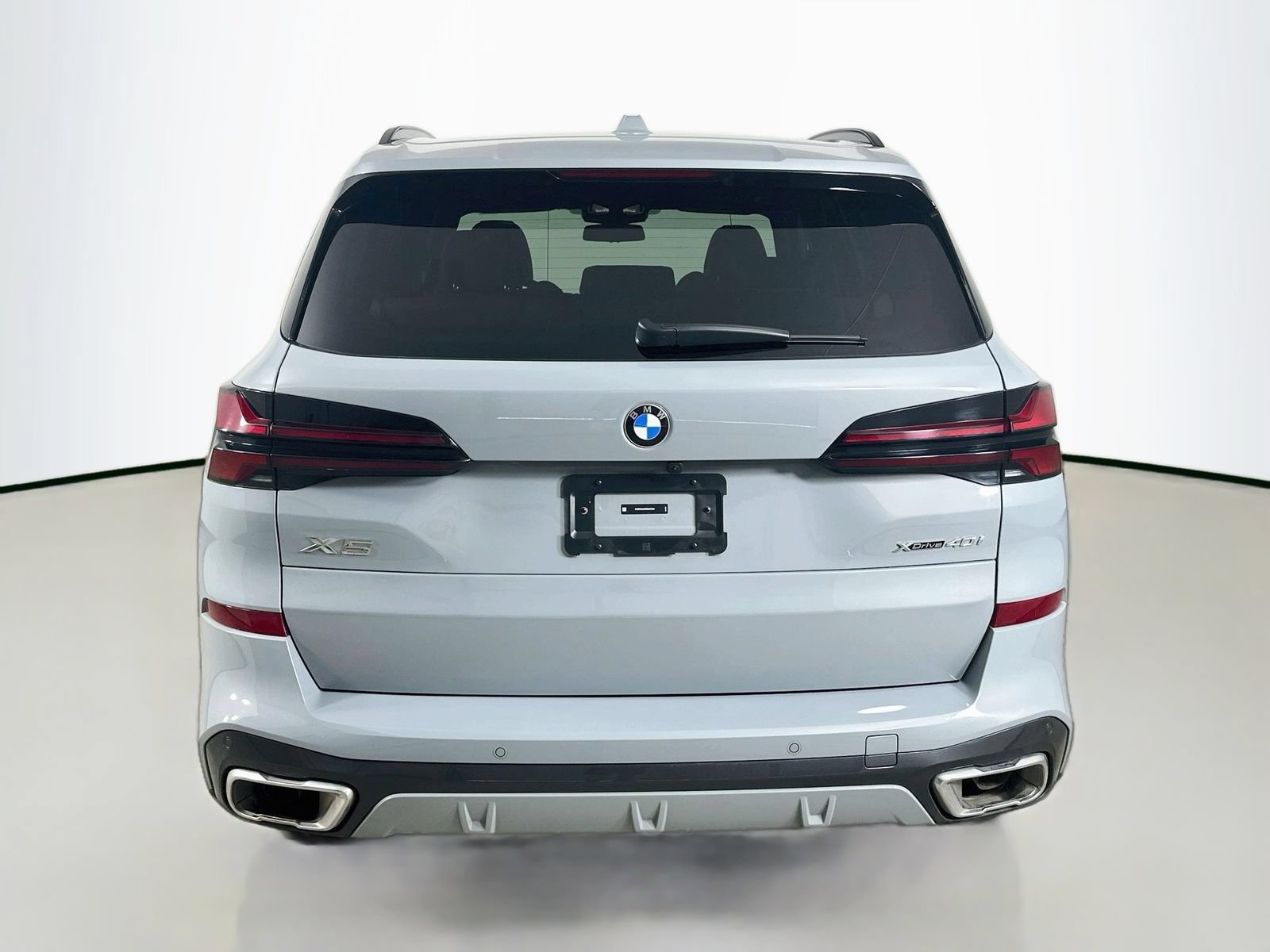 Used 2026 BMW X5 xDrive40i w/ M Sport Package AWD/4WD image 6