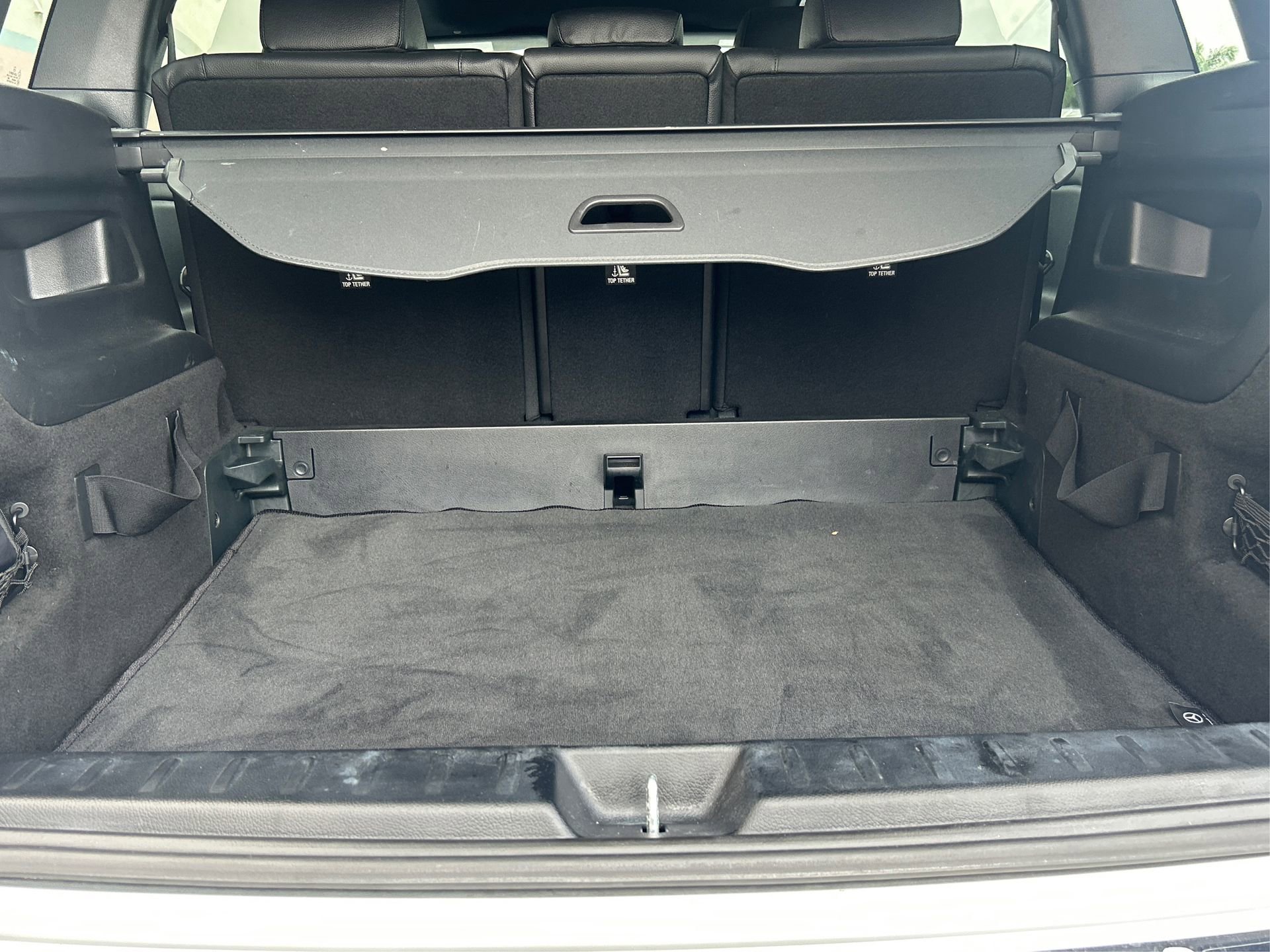 Used 2021 Mercedes-Benz GLB 250 4MATIC w/ Premium Package image 13