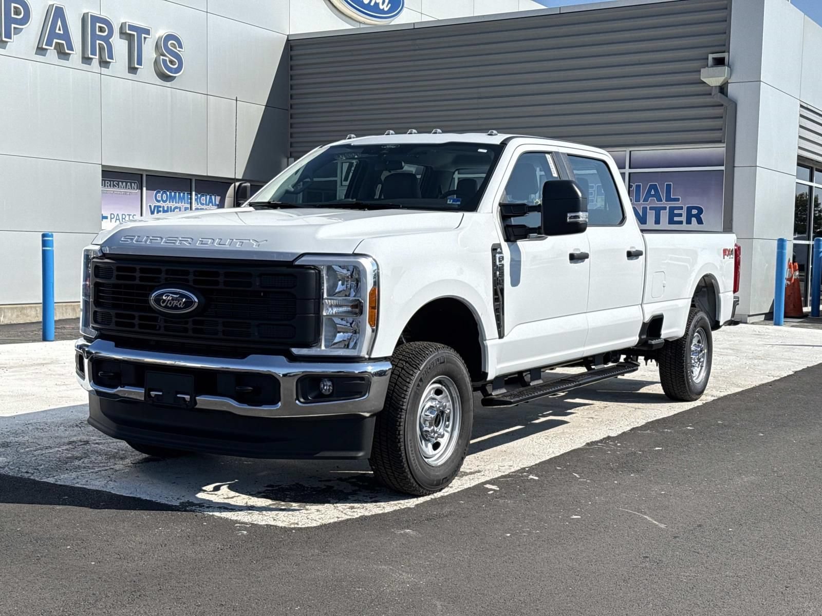 New 2026 Ford F250 XL w/ FX4 Off-Road Package AWD/4WD image 7