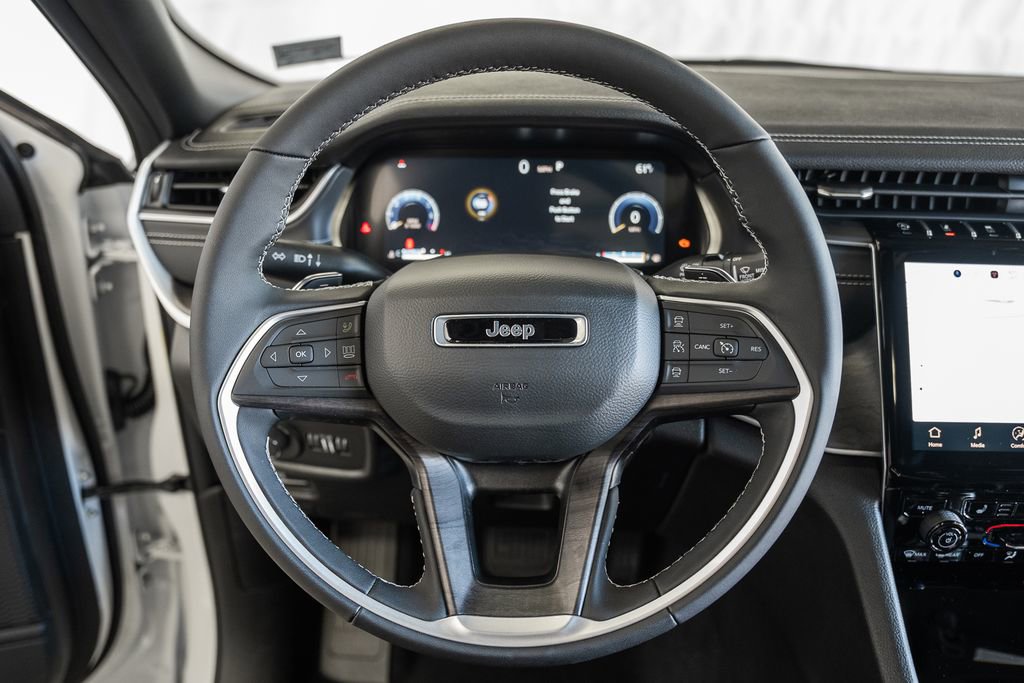 New 2025 Jeep Grand Cherokee Limited w/ MOPAR Finishing Package image 28