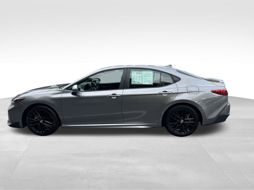 Certified 2025 Toyota Camry SE FWD image 2