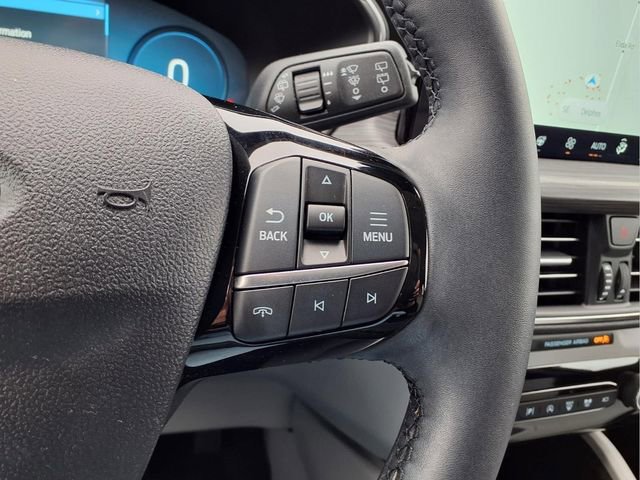 Used 2024 Ford Escape Platinum AWD/4WD image 29