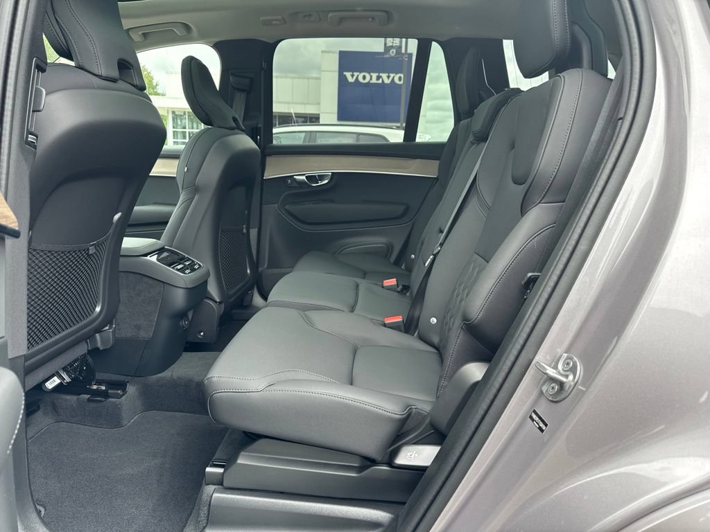 New 2026 Volvo XC90 B6 Plus w/ Protection Package AWD/4WD image 5