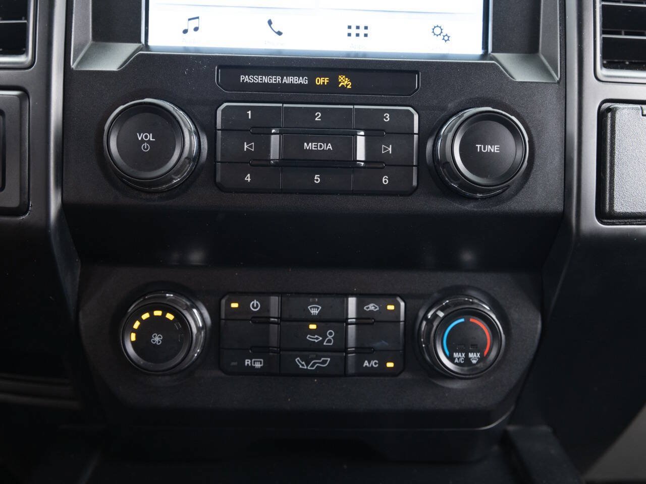 Used 2019 Ford F150 XL w/ Equipment Group 101A Mid AWD/4WD image 37