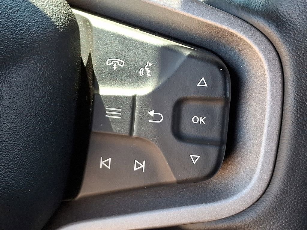 Used 2025 Ford Bronco Badlands image 22