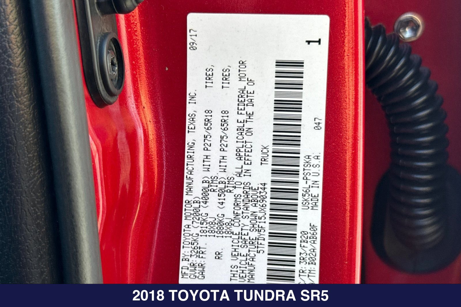 Used 2018 Toyota Tundra SR5 w/ TRD Off Road Package AWD/4WD image 27