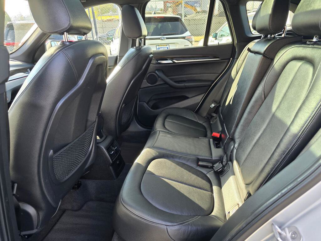 Used 2018 BMW X1 xDrive28i AWD/4WD image 17