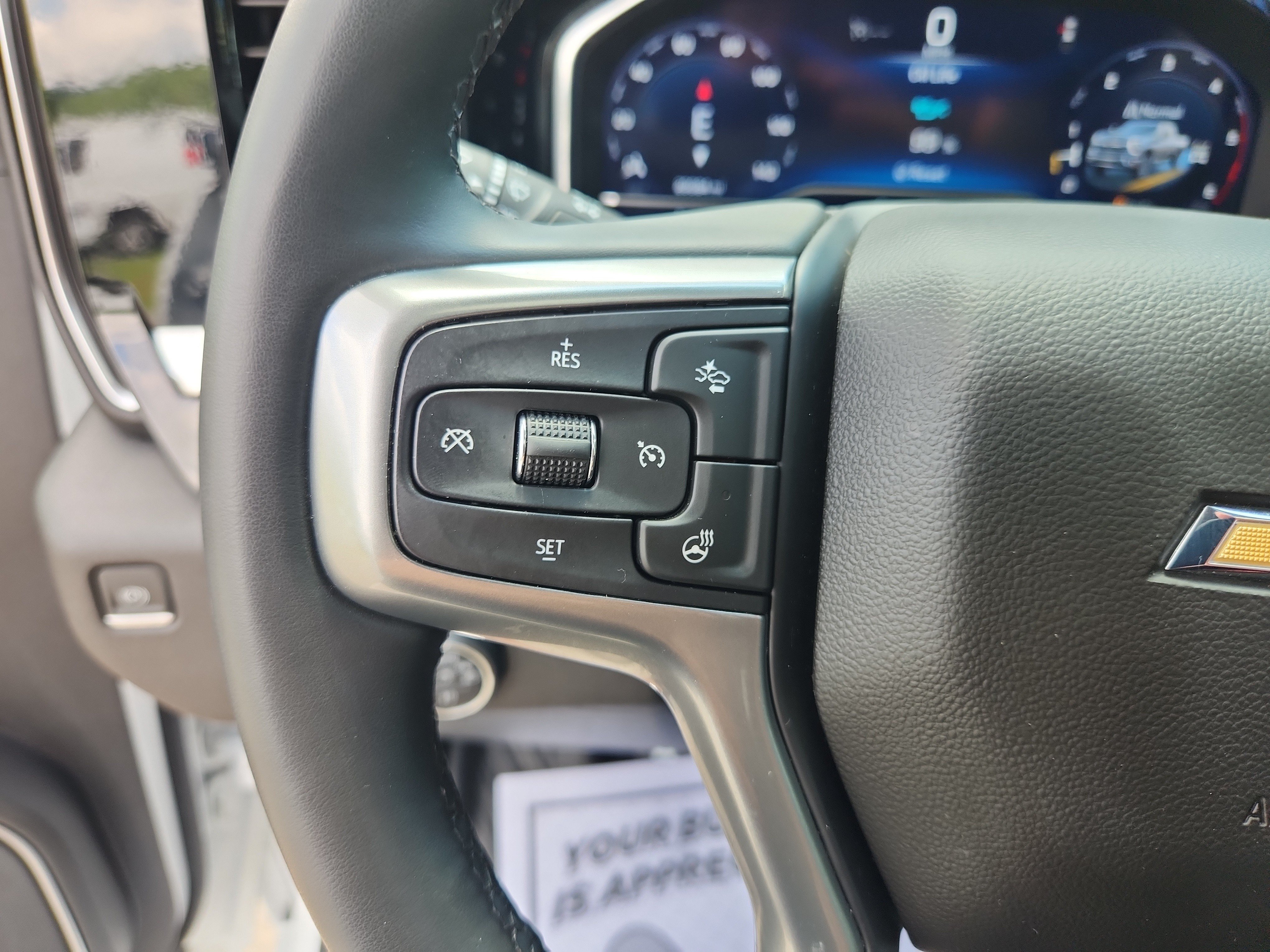 Used 2024 Chevrolet Silverado 2500 LTZ w/ LTZ Convenience Package AWD/4WD image 27