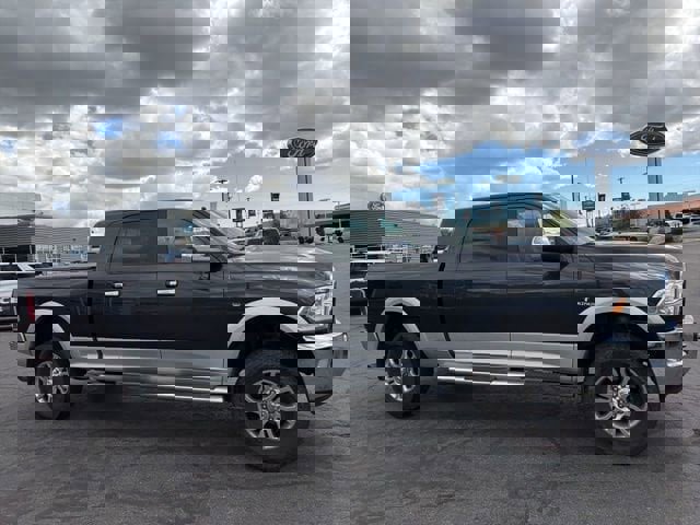 Used 2014 RAM 3500 Laramie w/ Cold Weather Group AWD/4WD image 3