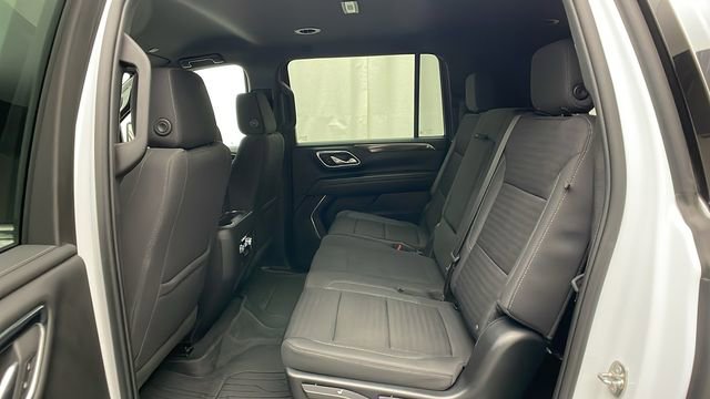 Used 2023 GMC Yukon XL SLE image 29