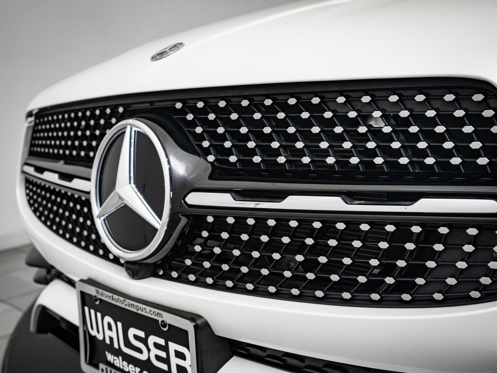 Certified 2022 Mercedes-Benz GLC 300 4MATIC image 3