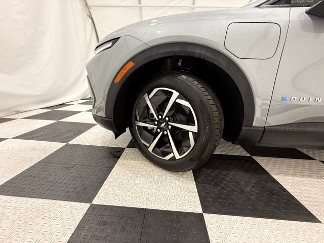 New 2026 Chevrolet Equinox EV LT w/ Comfort Package image 9