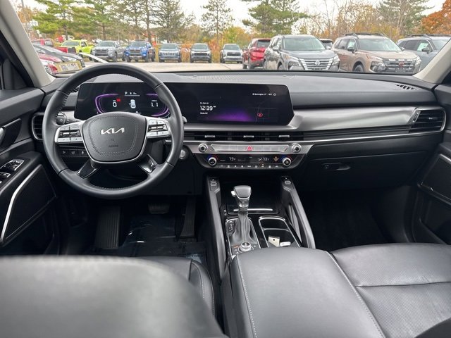 Used 2025 Kia Telluride S image 64