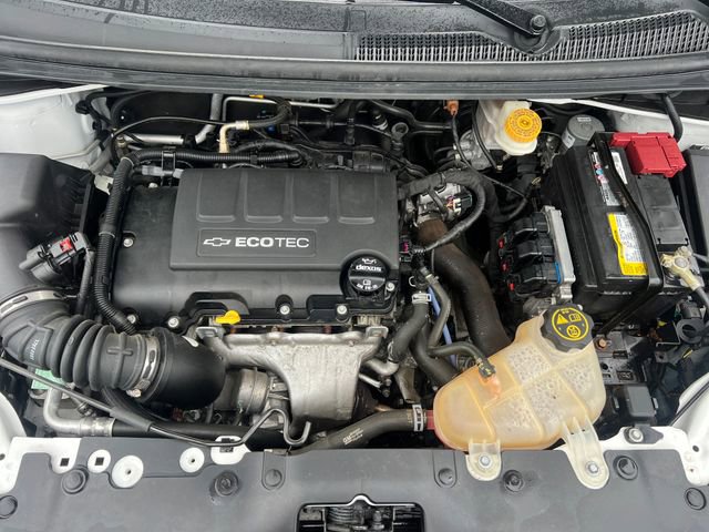 Used 2018 Chevrolet Sonic LT w/ Convenience Package image 34