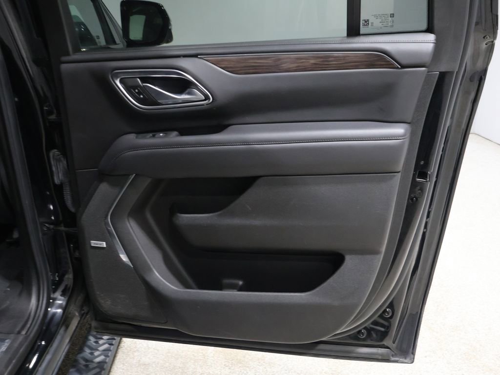 Used 2022 Chevrolet Suburban Z71 w/ Z71 Off-Road Package image 22