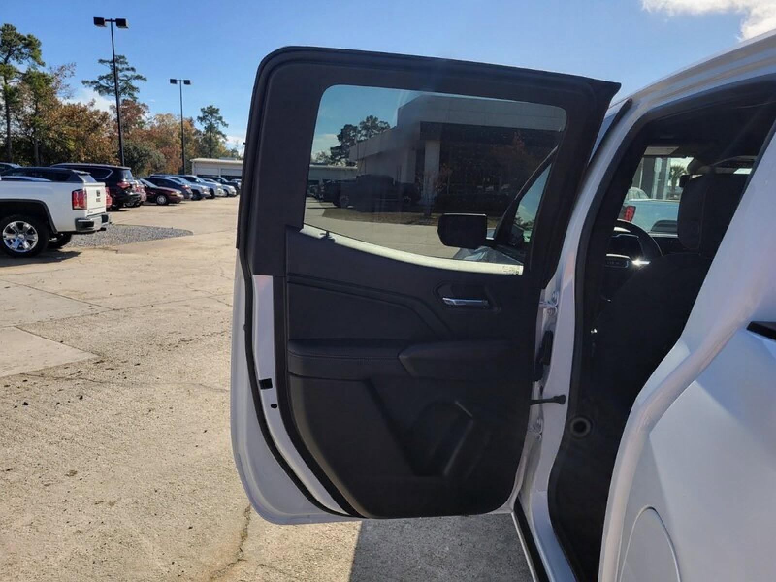 New 2026 GMC Canyon Elevation image 26