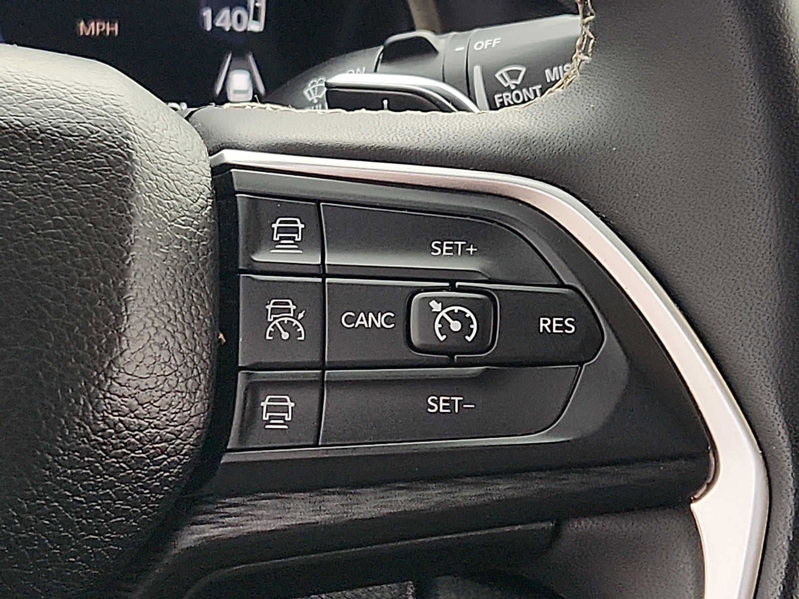 Used 2024 Jeep Grand Cherokee L Laredo AWD/4WD image 21
