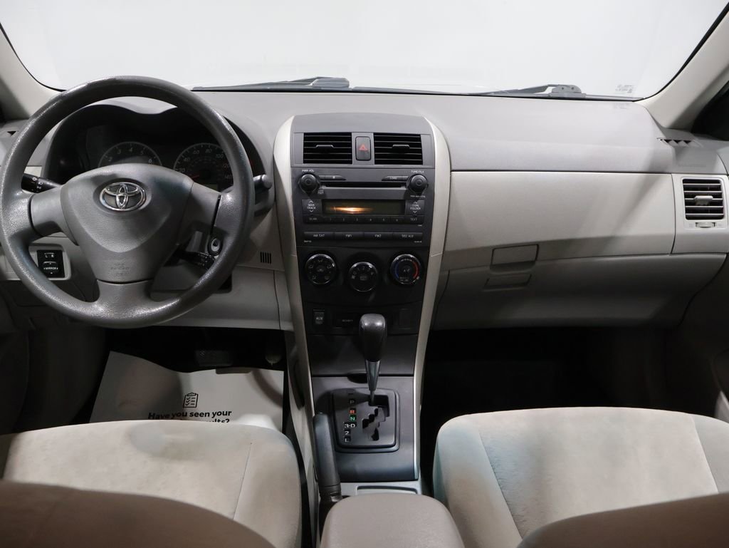 Used 2009 Toyota Corolla LE image 16