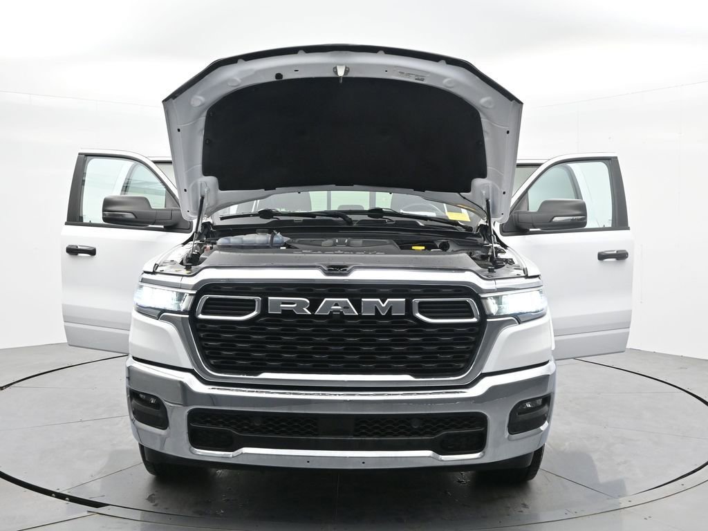 Used 2025 RAM 1500 Big Horn AWD/4WD image 39