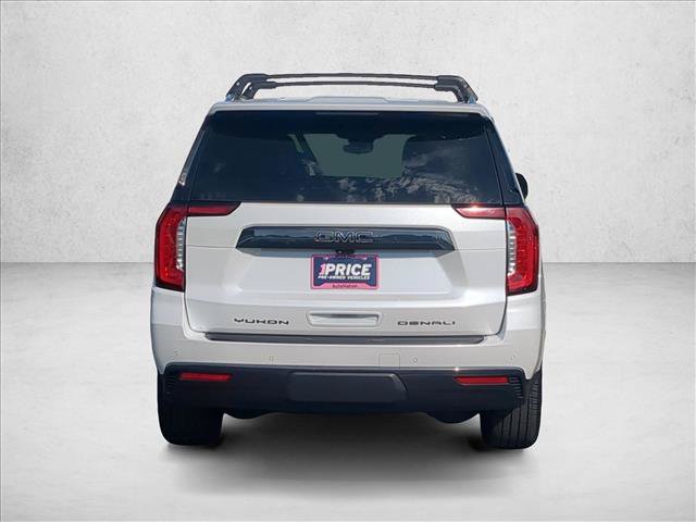 Used 2024 GMC Yukon Denali Ultimate AWD/4WD image 7