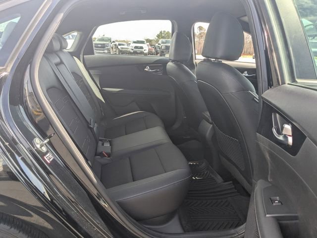 Used 2023 Kia Forte GT-Line image 24