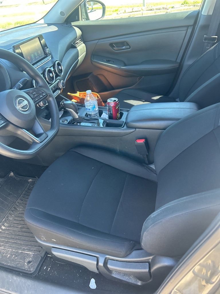 Used 2025 Nissan Sentra S image 16