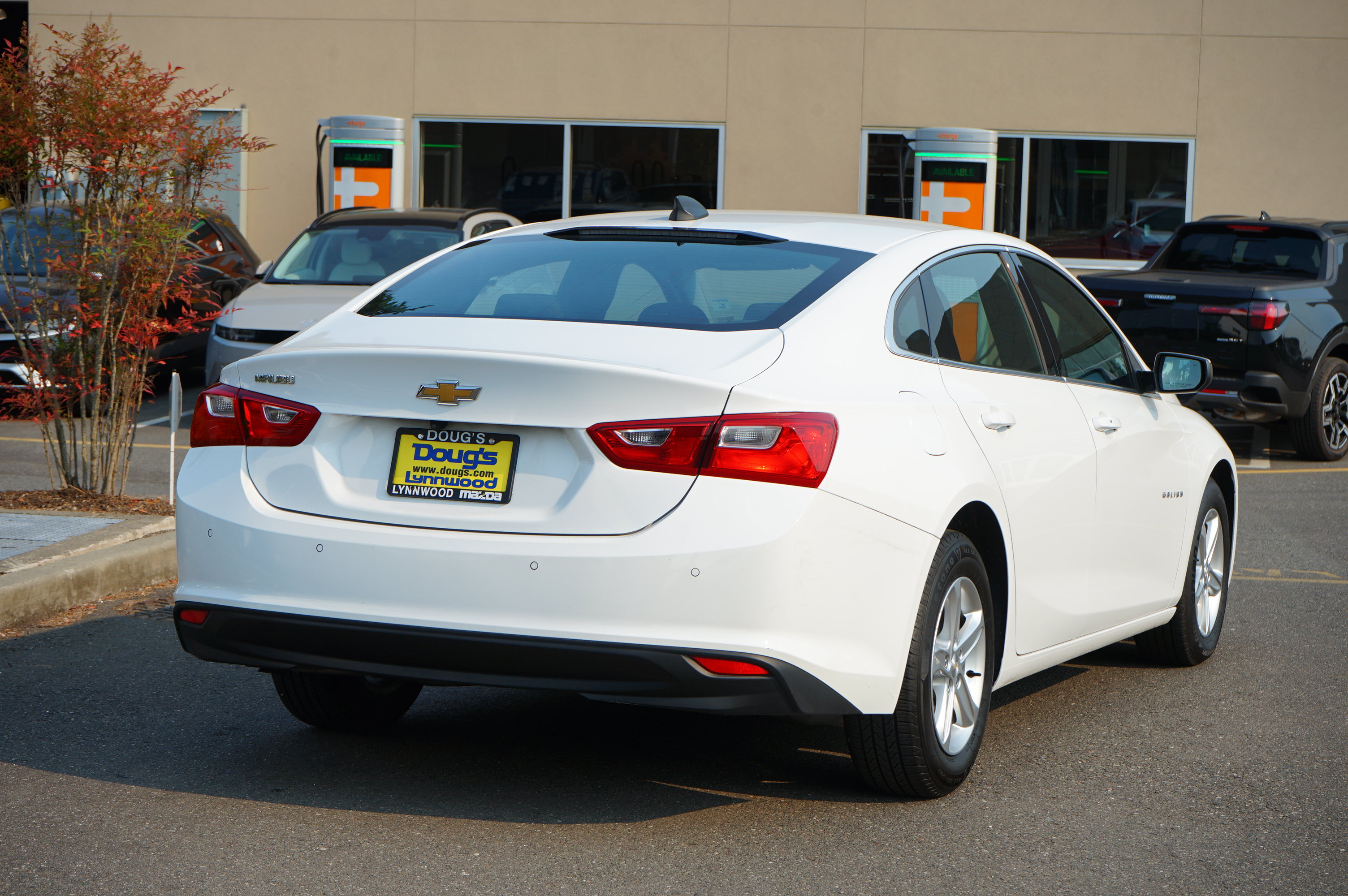 Used 2023 Chevrolet Malibu LS w/ Driver Confidence Package FWD image 4